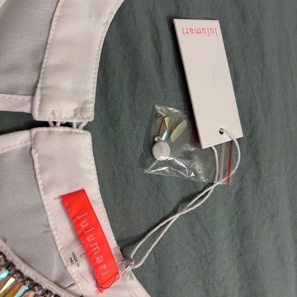 lulumari Blouse size large - Picture 3 of 7